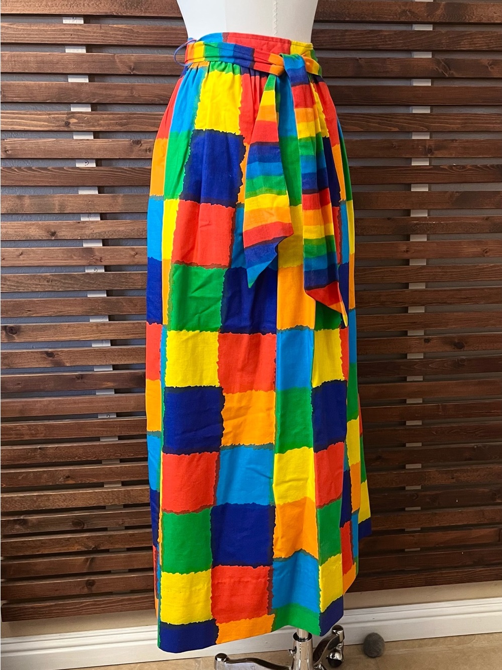 1970s 70s Vintage Rainbow Multicolor Patchwork Print High Tie Waist Maxi Skirt - Picture 6 of 11
